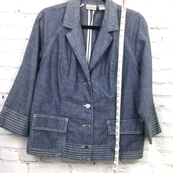 Chico’s Women’s Chambray White Stitch Notch Collar Flap Front Pocket Blazer 2 - Picture 9 of 11